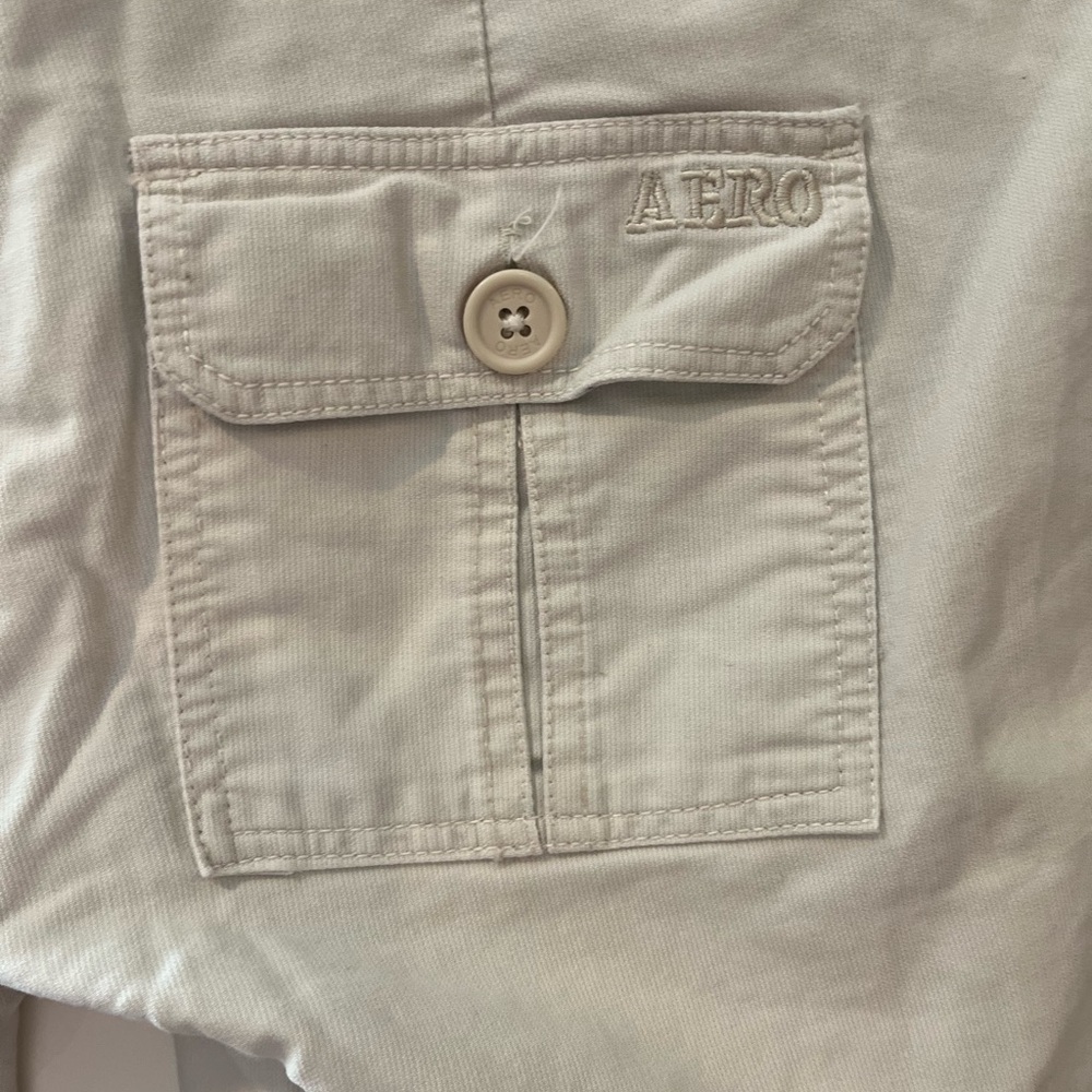 Aeropostale Cargo Khaki Capris Size 9/10 - Picture 5 of 5